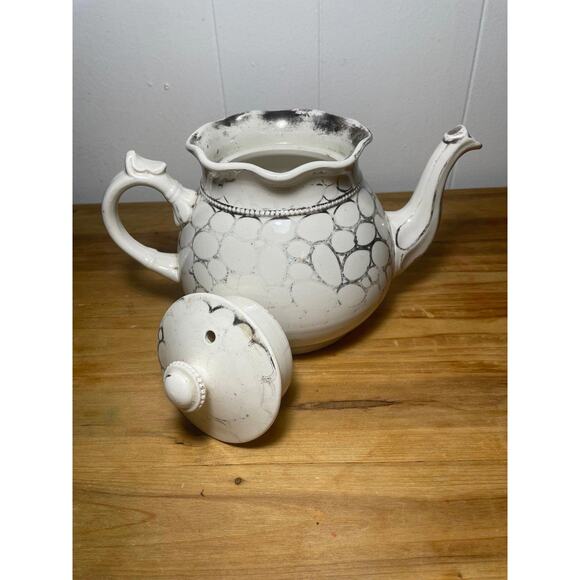 Vintage Arthur Wood Teapot - Picture 2 of 6